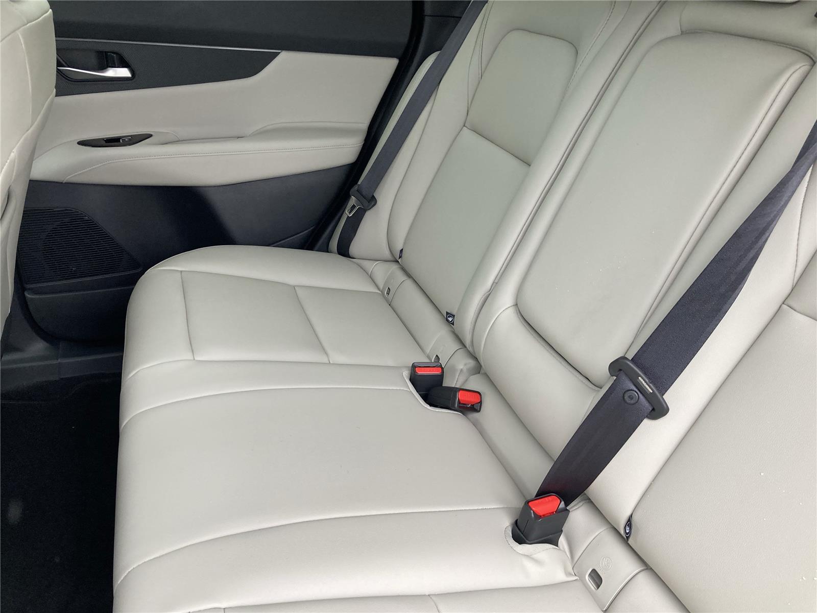 2025 Nissan Murano SV photo 24