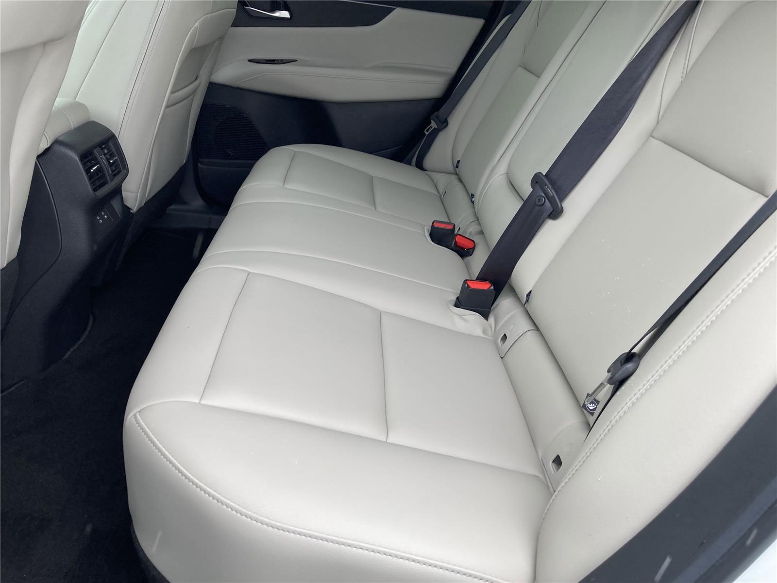 2025 Nissan Murano SV photo 25