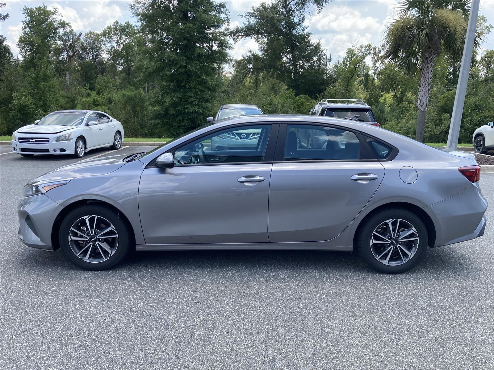2023 Kia Forte LXS photo 4