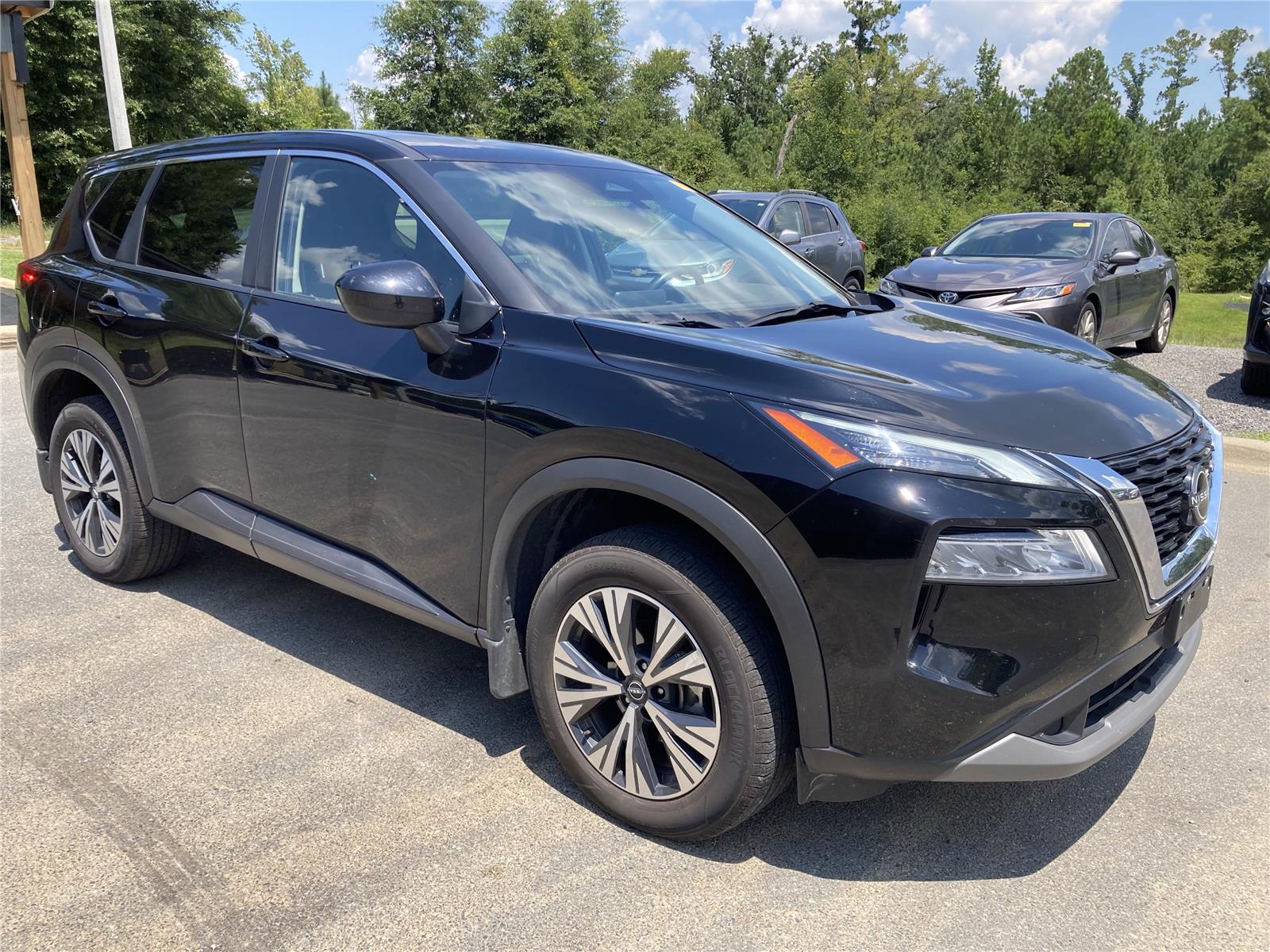 2023 Nissan Rogue SV photo 6