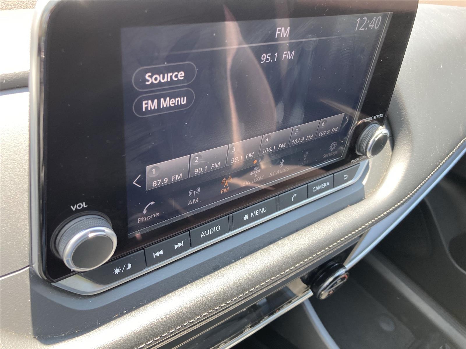 2023 Nissan Rogue SV photo 11