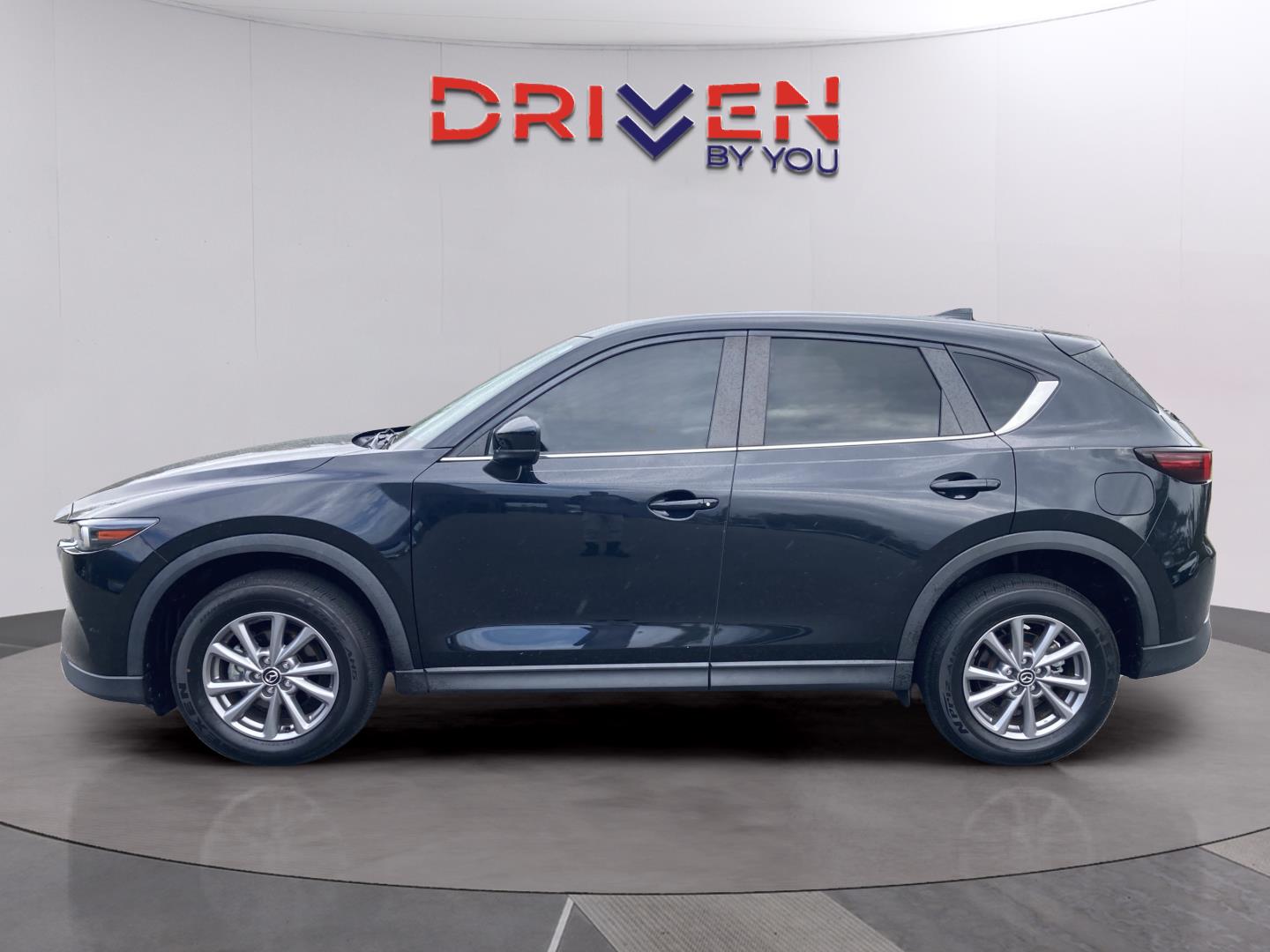 2022 Mazda CX-5 2.5 S Preferred photo 3