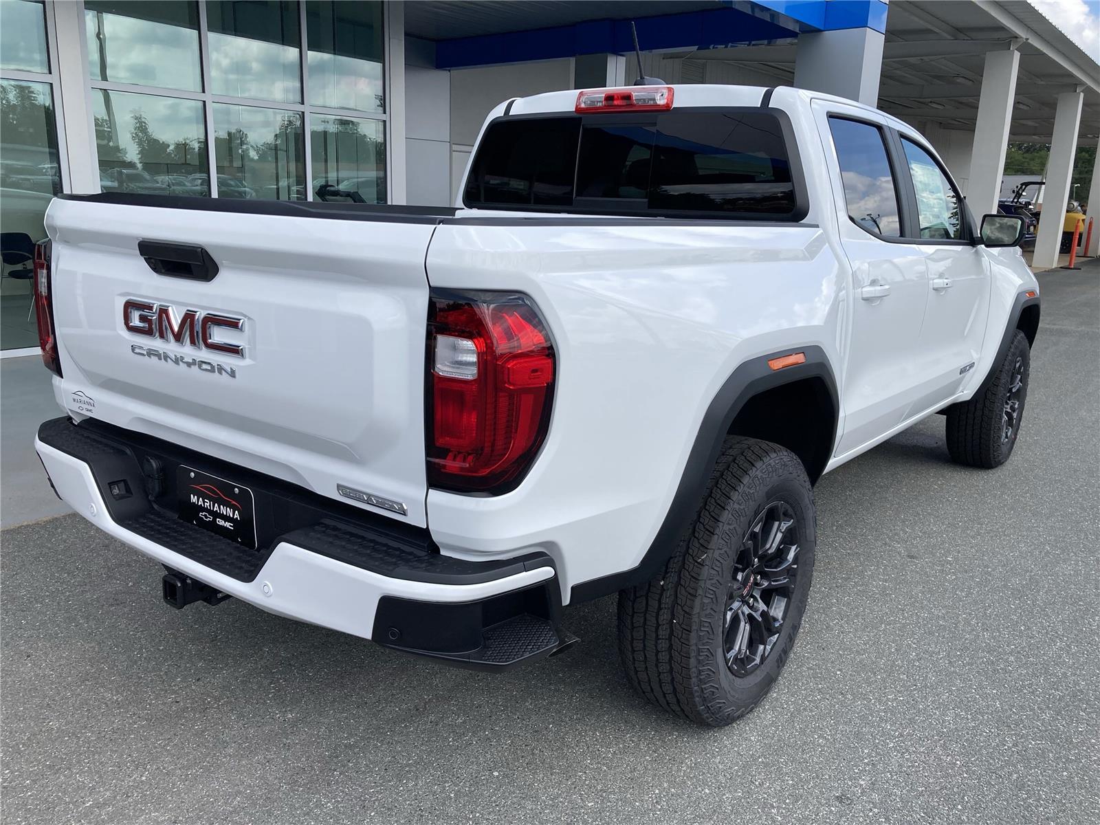 2025 Gmc Canyon Elevation photo 4
