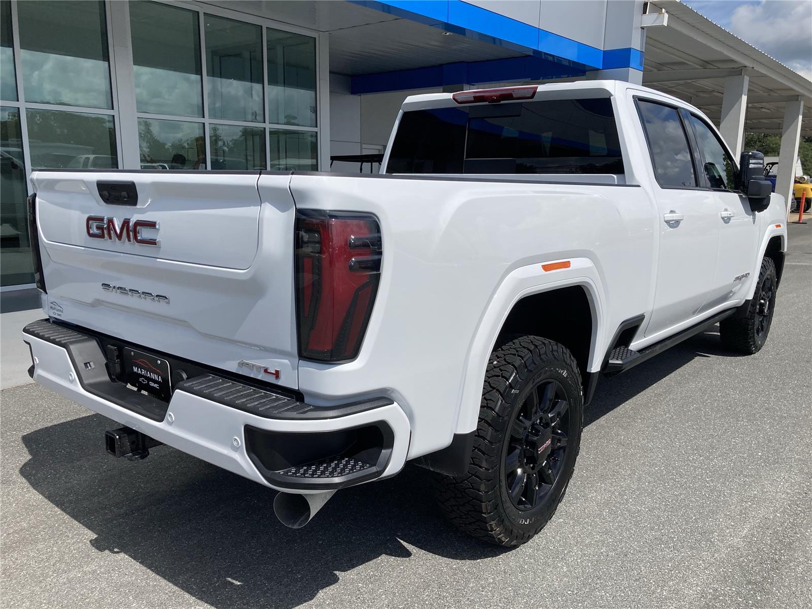 2025 Gmc Sierra 2500 HD AT4 photo 2