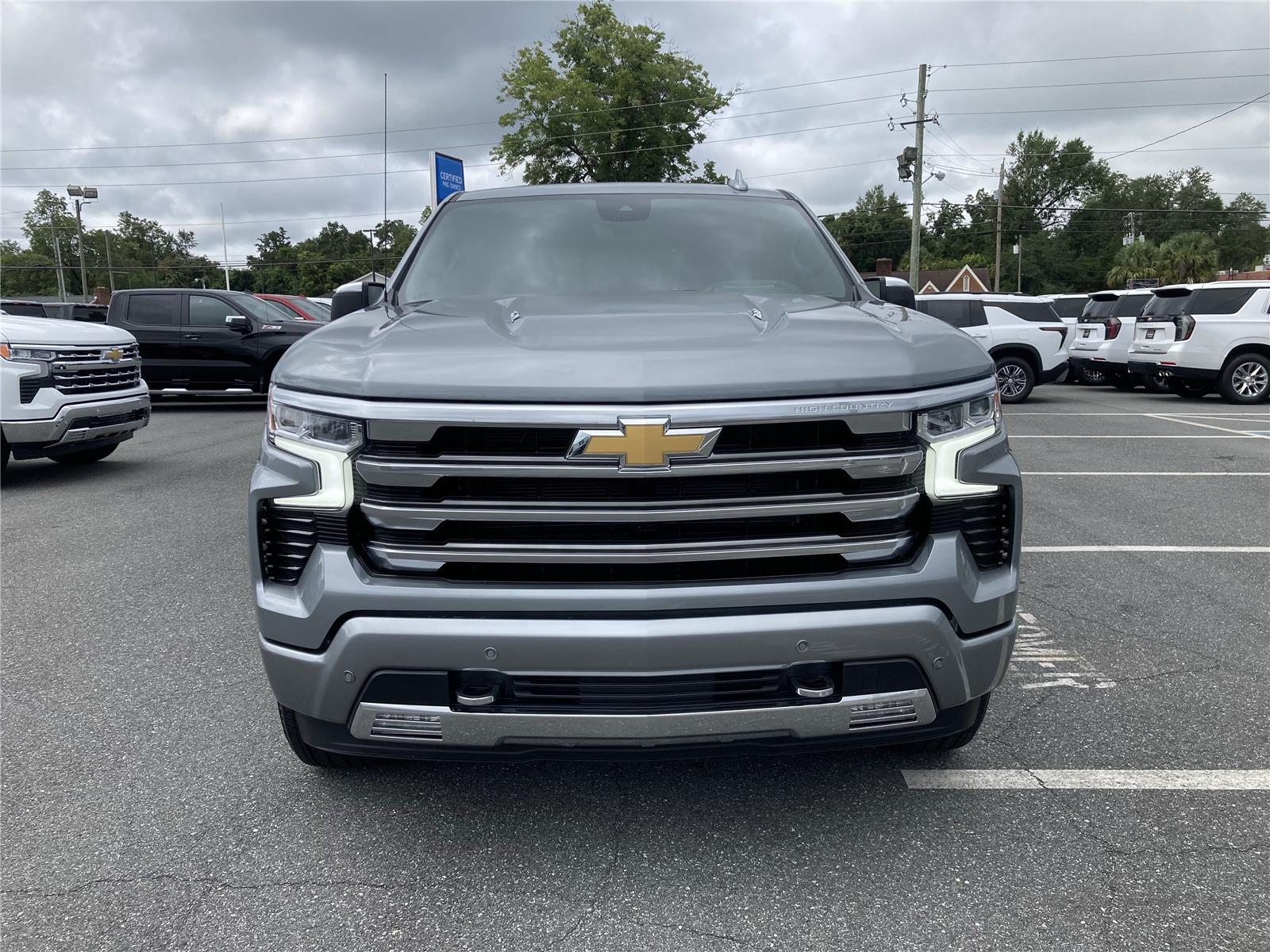 2026 Chevrolet Silverado 1500 High Country photo 3