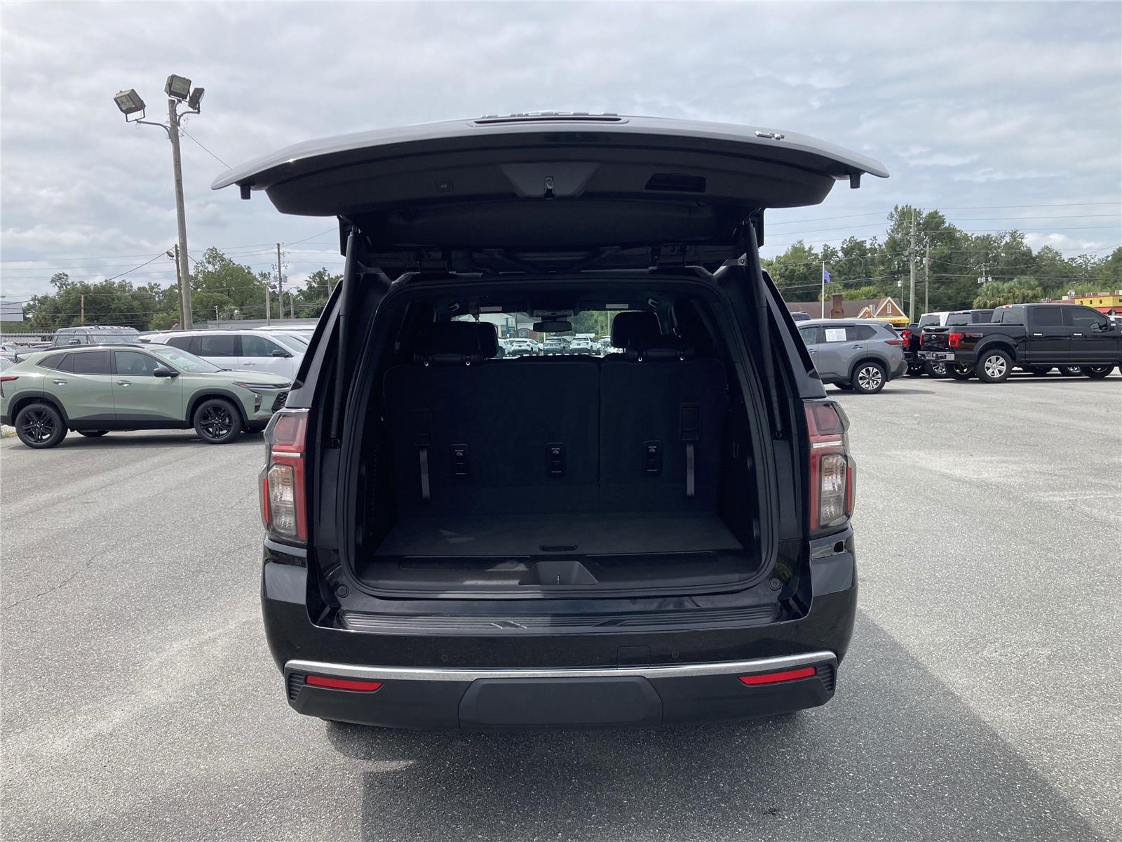 2024 Chevrolet Tahoe LT photo 37