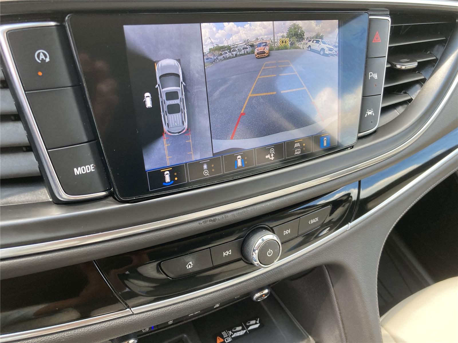 2022 Buick Enclave Avenir photo 15