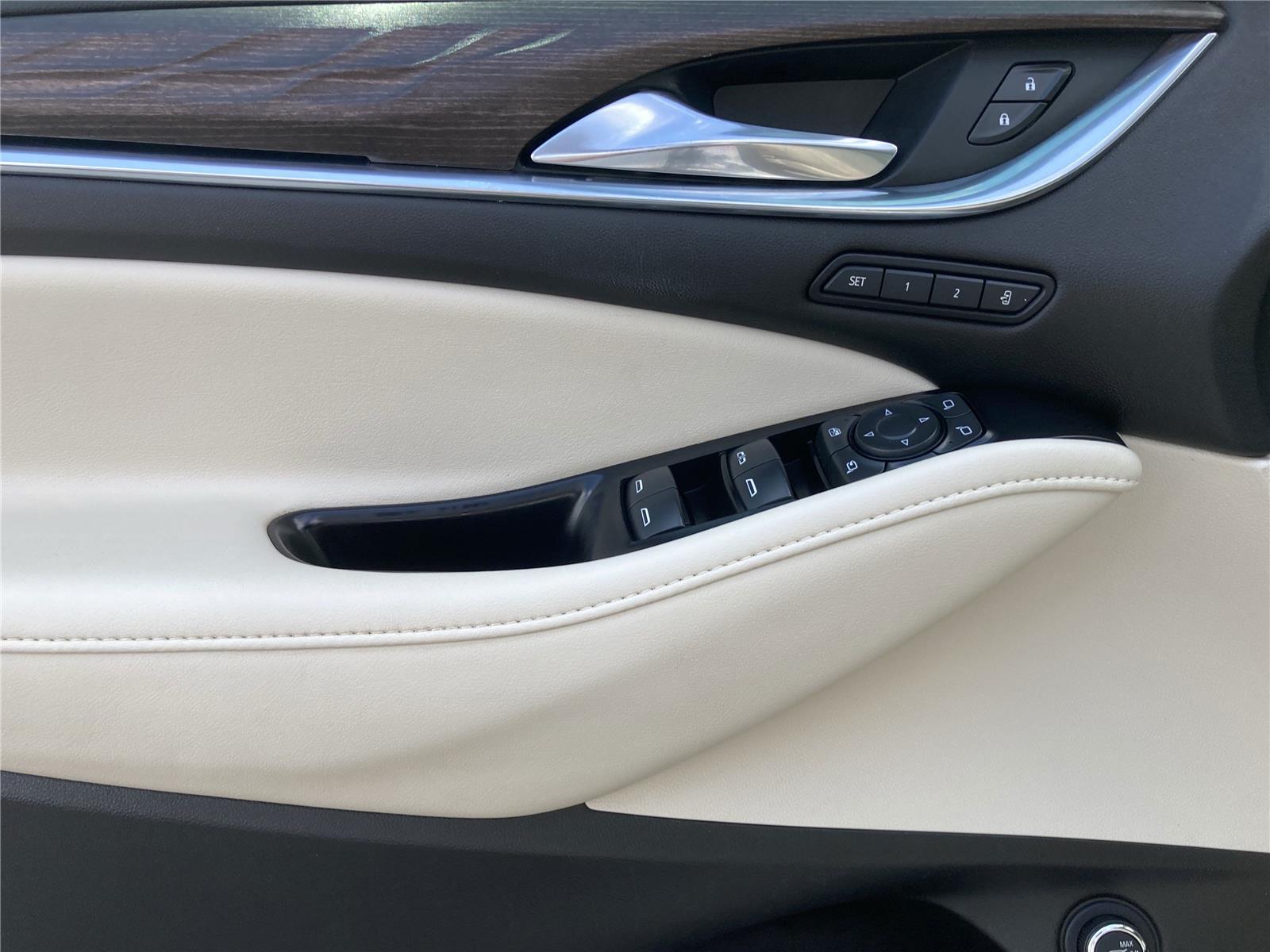 2022 Buick Enclave Avenir photo 27