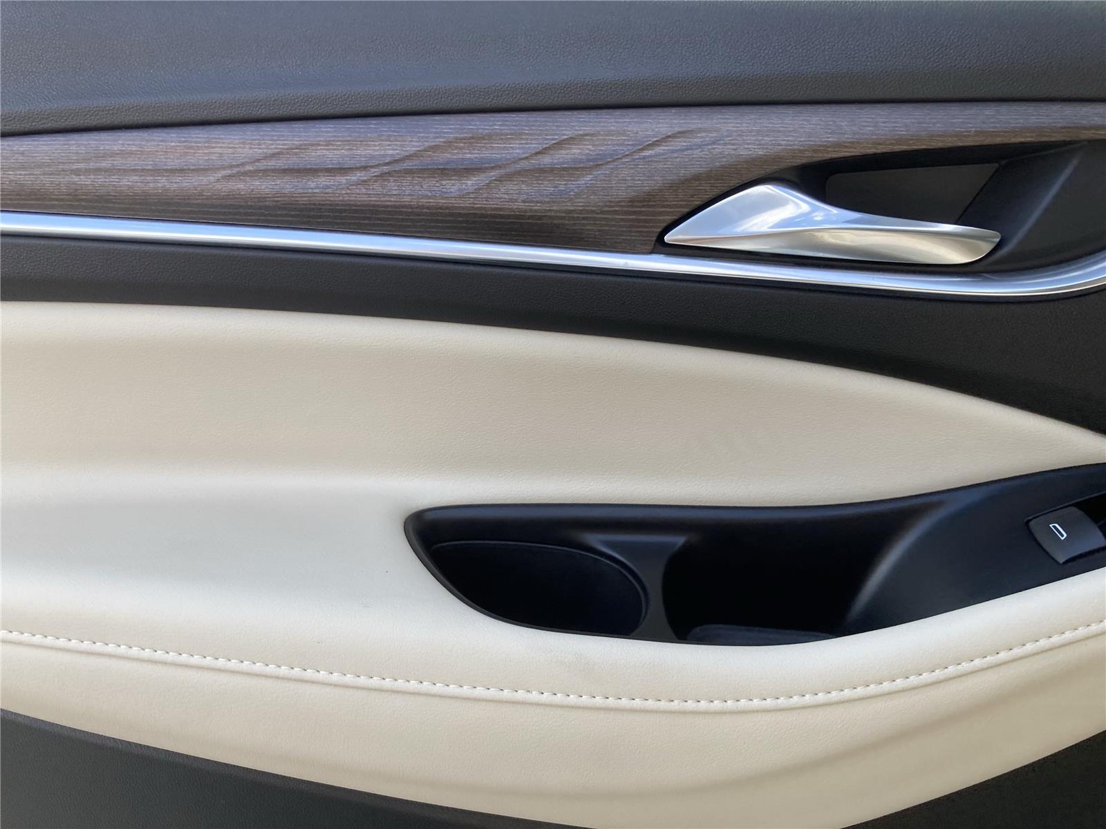 2022 Buick Enclave Avenir photo 31