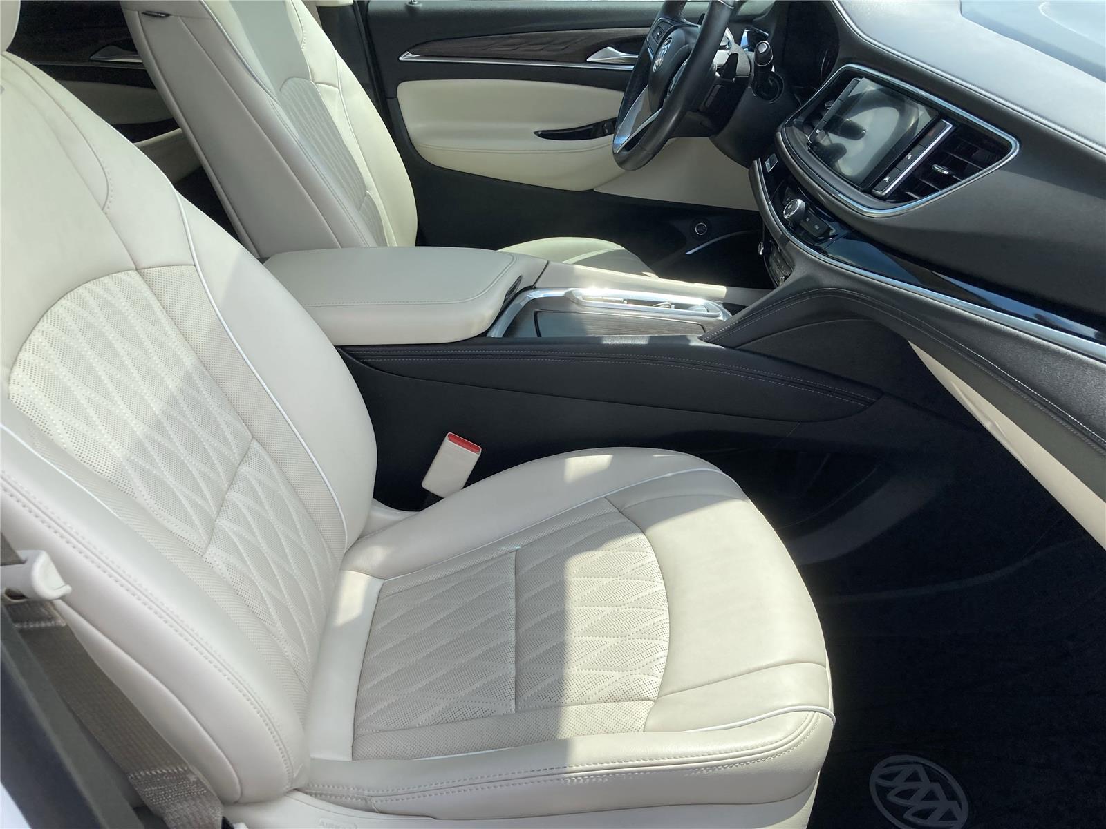 2022 Buick Enclave Avenir photo 34