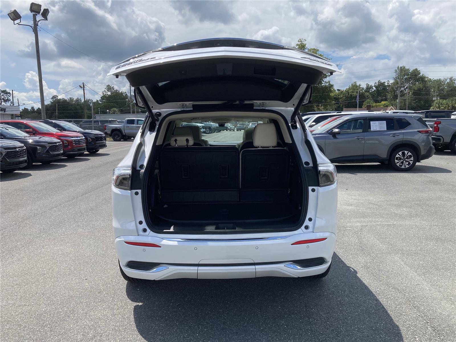 2022 Buick Enclave Avenir photo 35