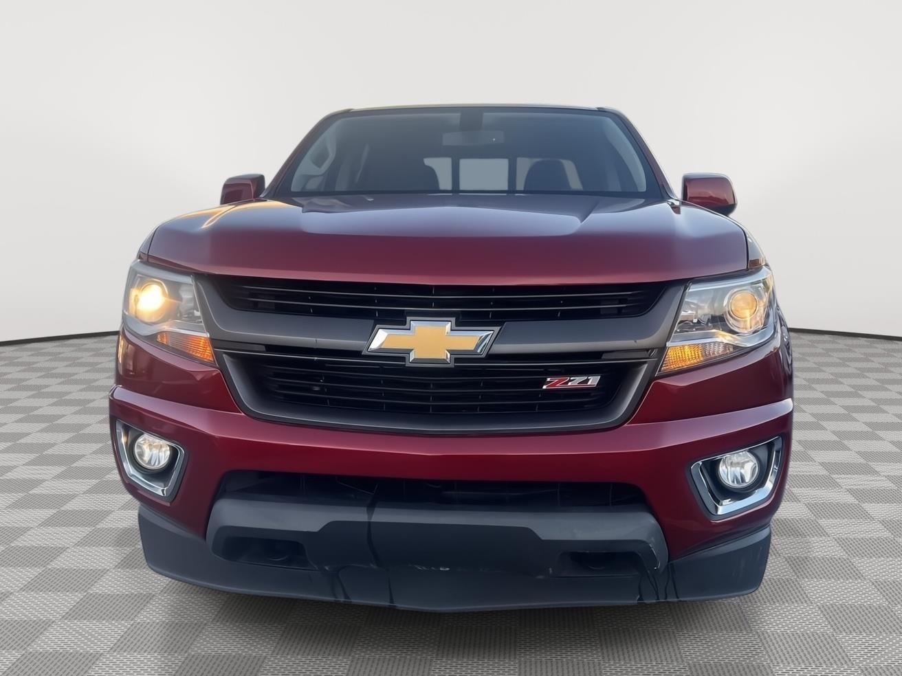 2019 Chevrolet Colorado Z71 photo 2