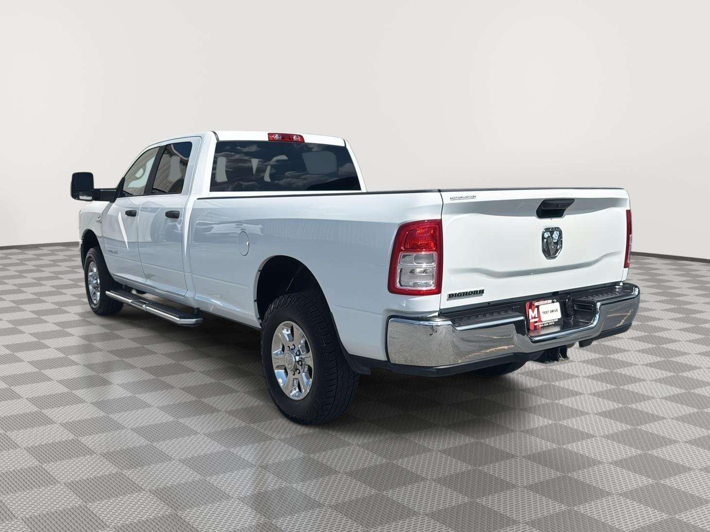 2024 Ram 3500 Big Horn photo 3