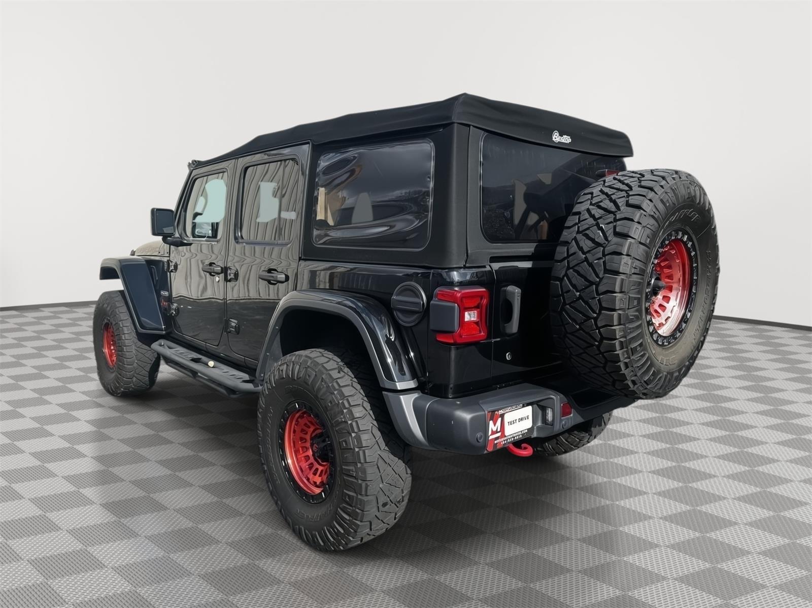 2020 Jeep Wrangler Unlimited Recon photo 3