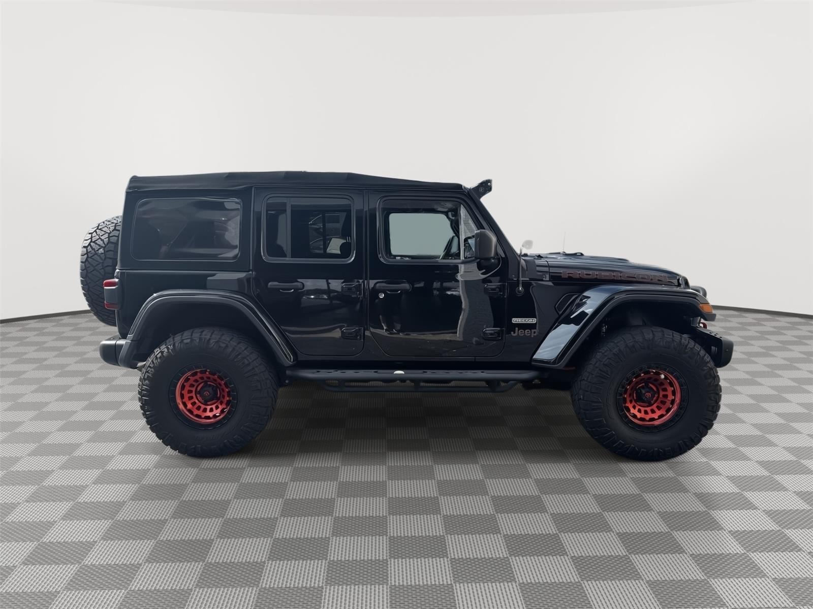 2020 Jeep Wrangler Unlimited Recon photo 6