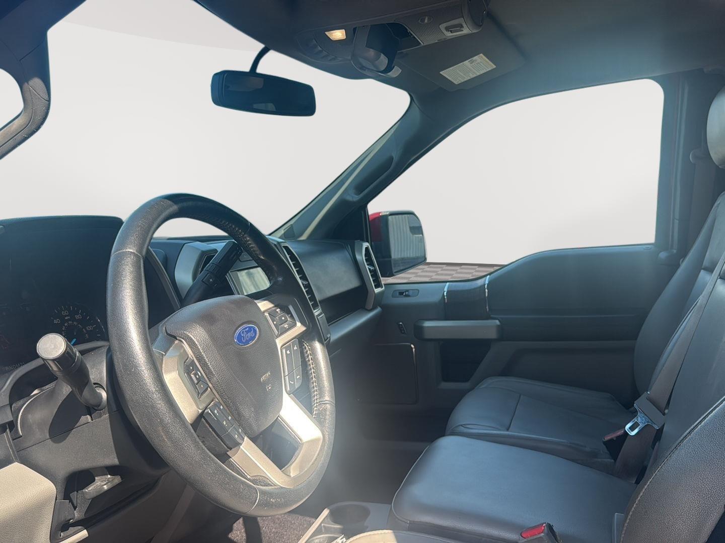 2017 Ford F-150 Lariat photo 11