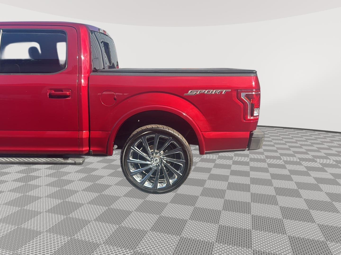 2015 Ford F-150 XLT photo 3