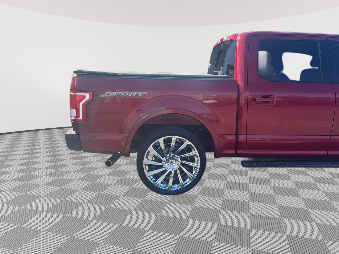 2015 Ford F-150 XLT photo 7