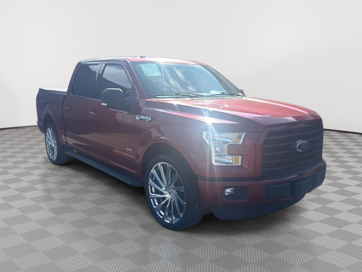 2015 Ford F-150 XLT photo 9
