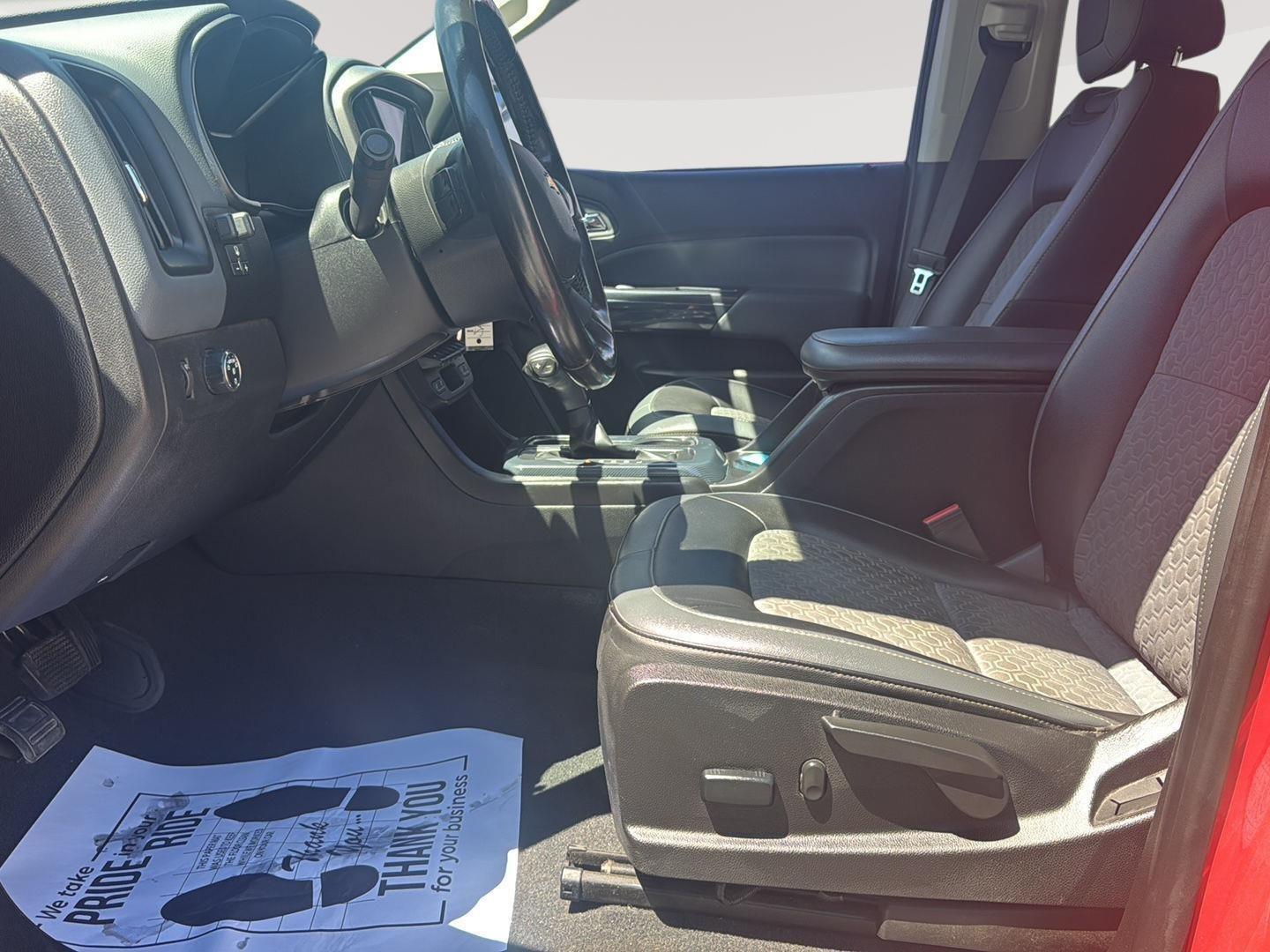 2019 Chevrolet Colorado Z71 photo 12