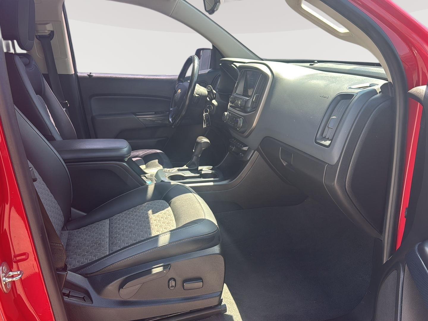 2019 Chevrolet Colorado Z71 photo 34