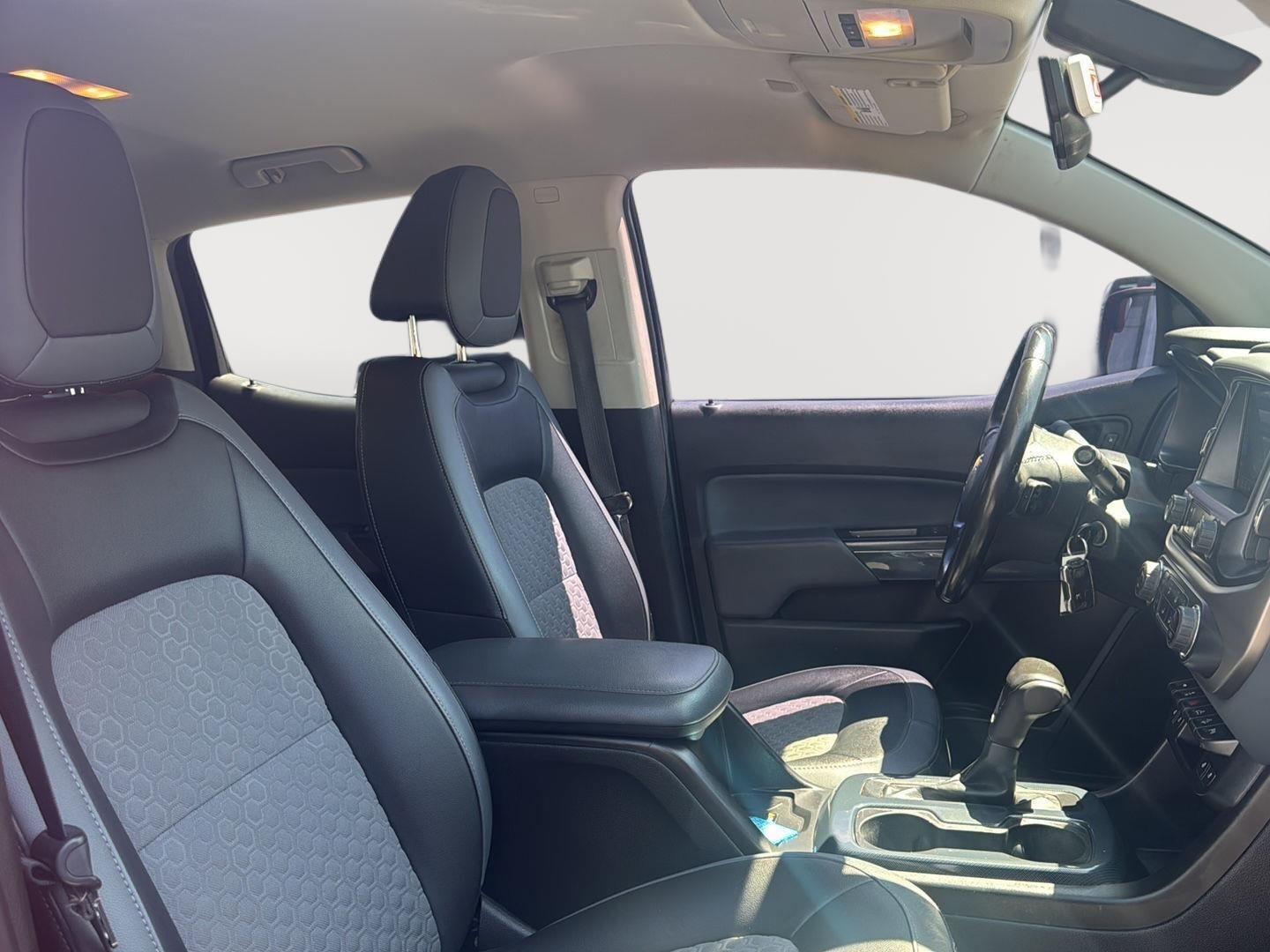 2019 Chevrolet Colorado Z71 photo 36