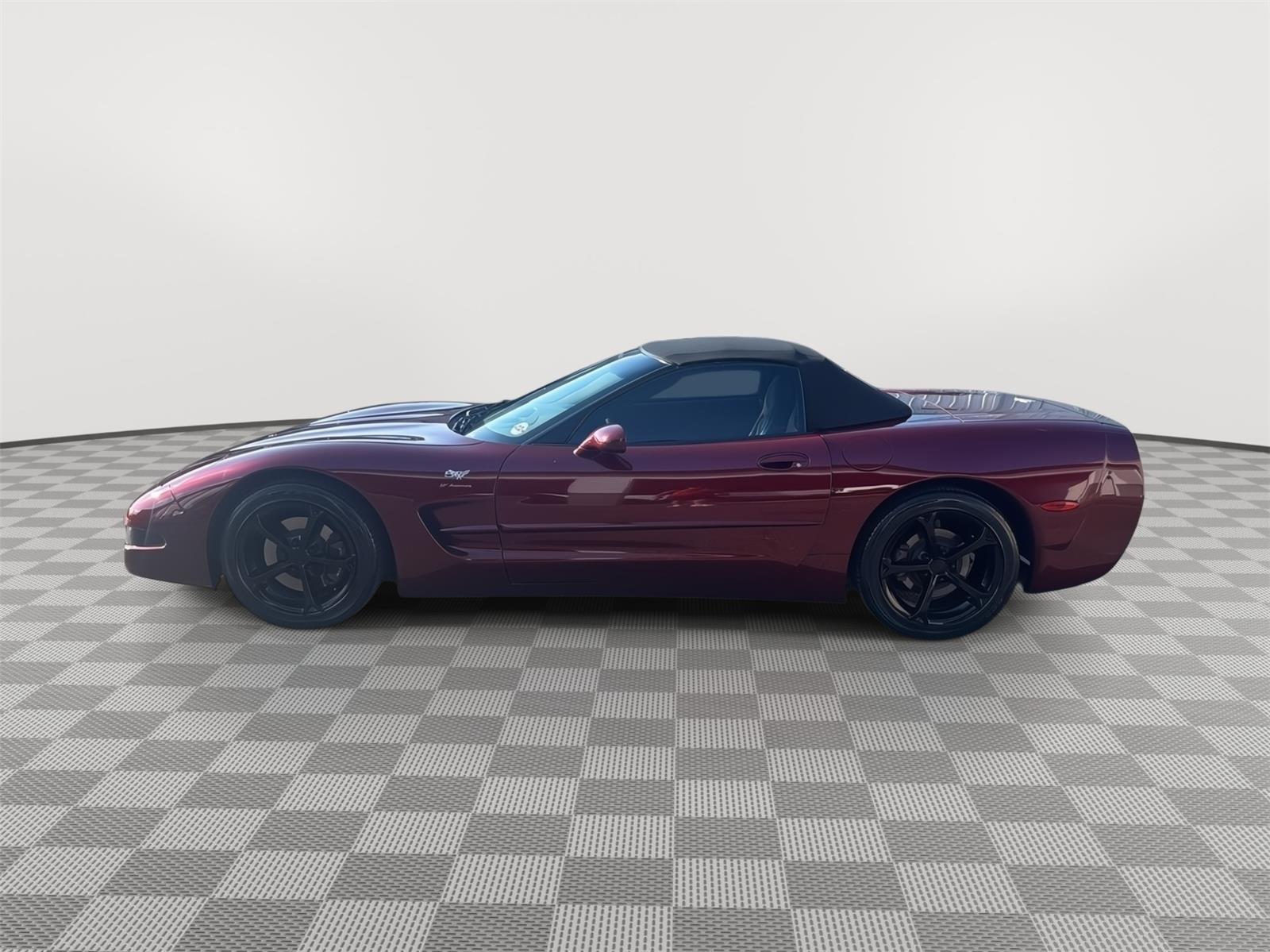 2003 Chevrolet Corvette photo 2