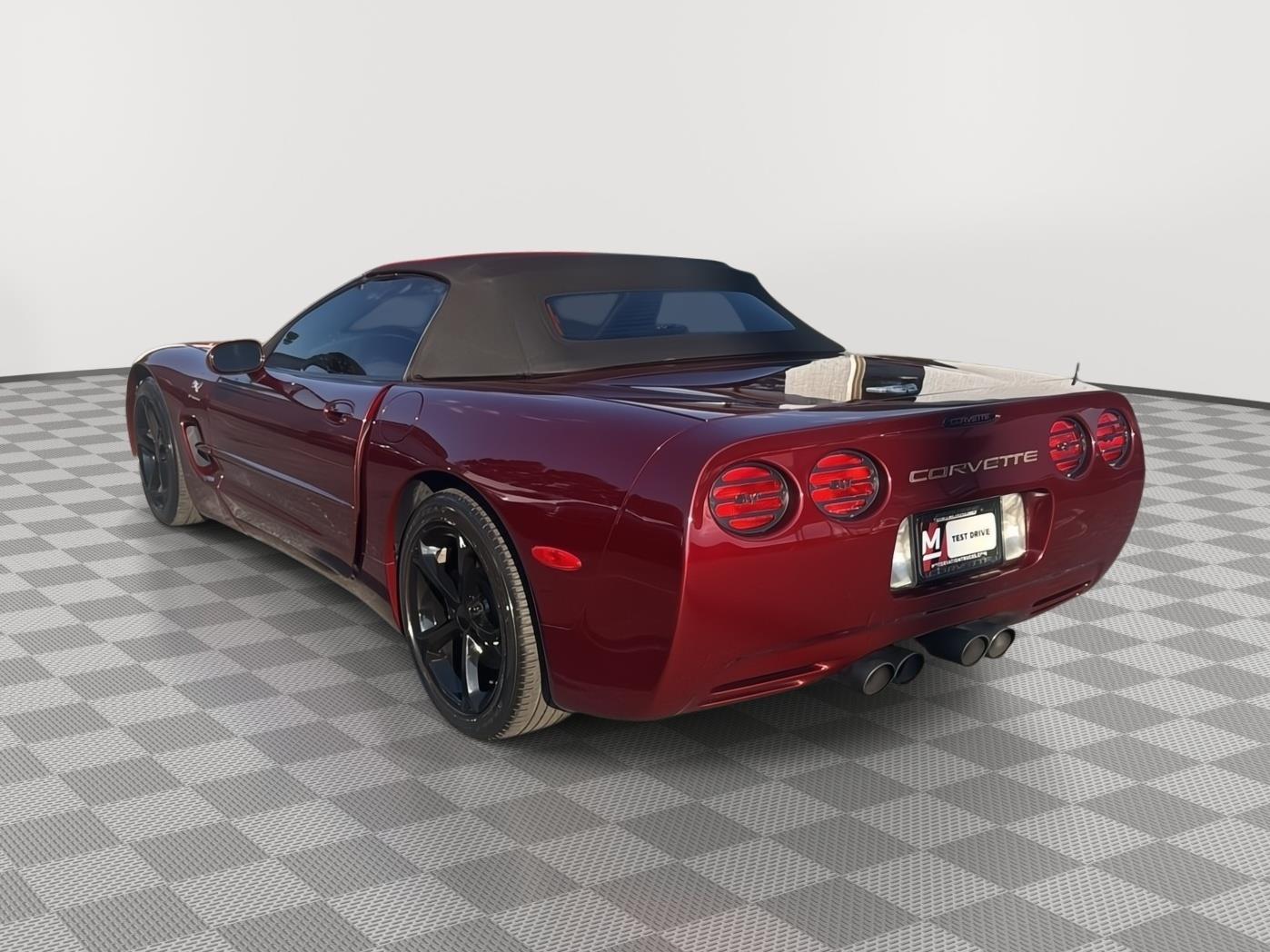 2003 Chevrolet Corvette photo 3