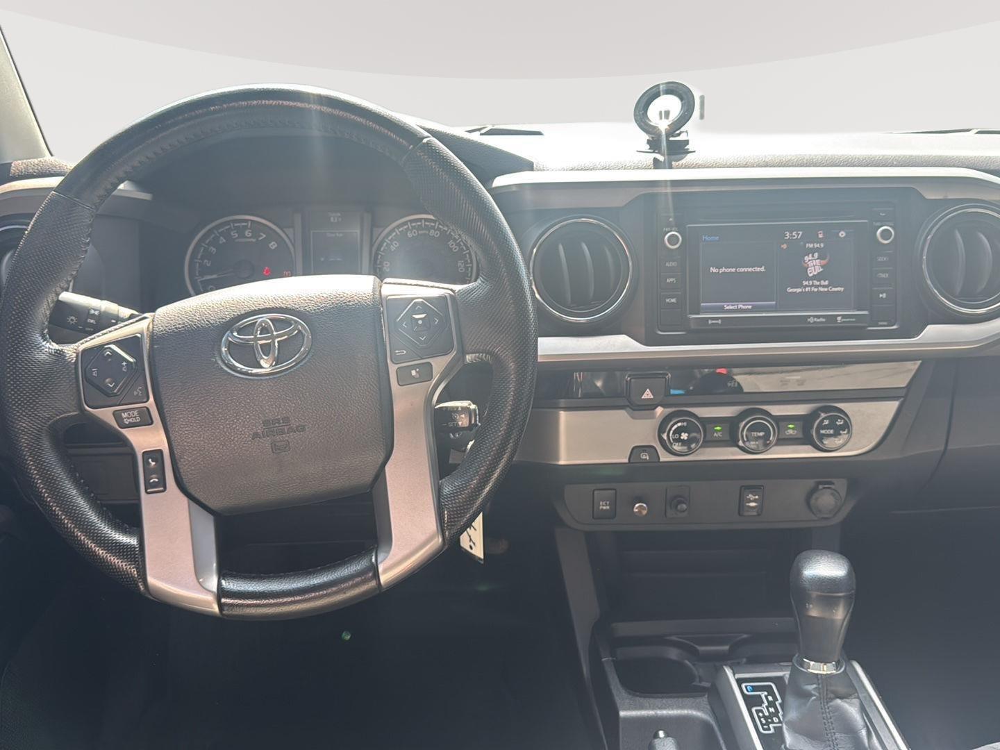 2016 Toyota Tacoma SR5 photo 23