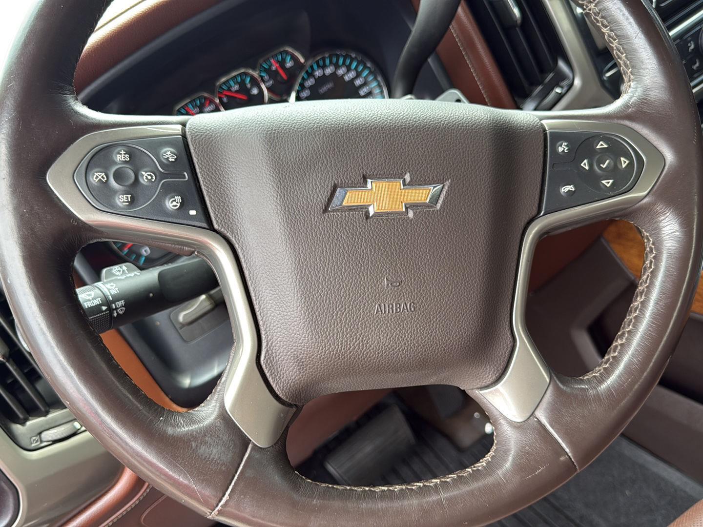 2016 Chevrolet Silverado 1500 High Country photo 12