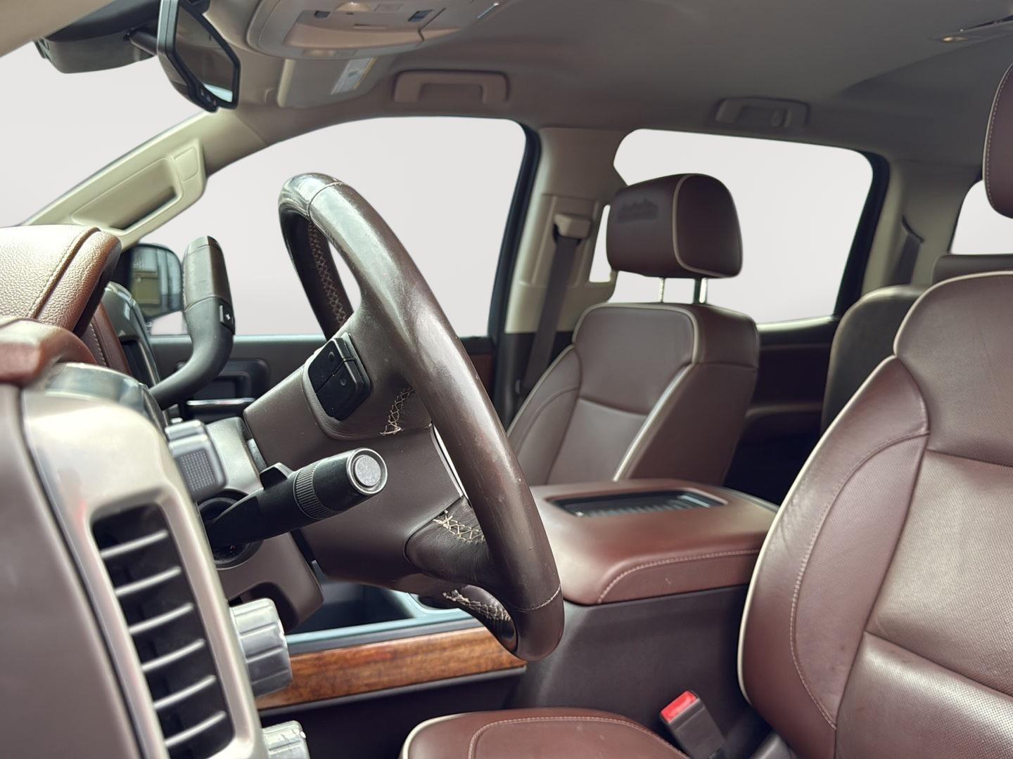 2016 Chevrolet Silverado 1500 High Country photo 17