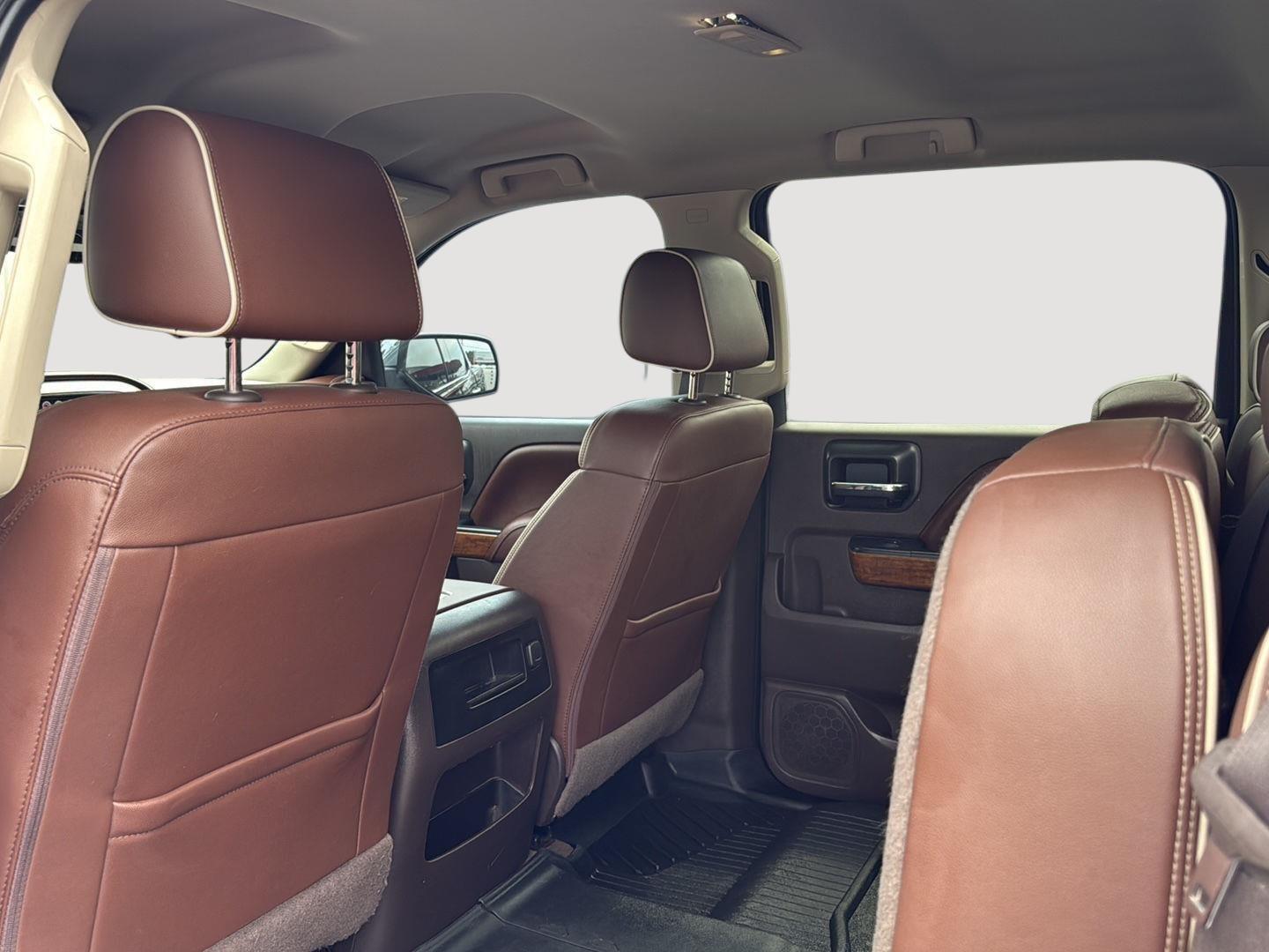 2016 Chevrolet Silverado 1500 High Country photo 20