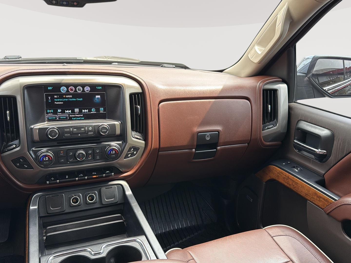 2016 Chevrolet Silverado 1500 High Country photo 27