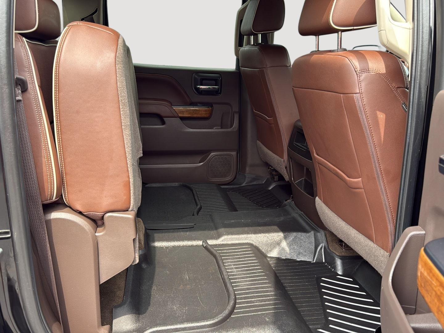 2016 Chevrolet Silverado 1500 High Country photo 33