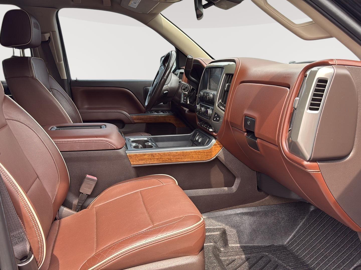 2016 Chevrolet Silverado 1500 High Country photo 38
