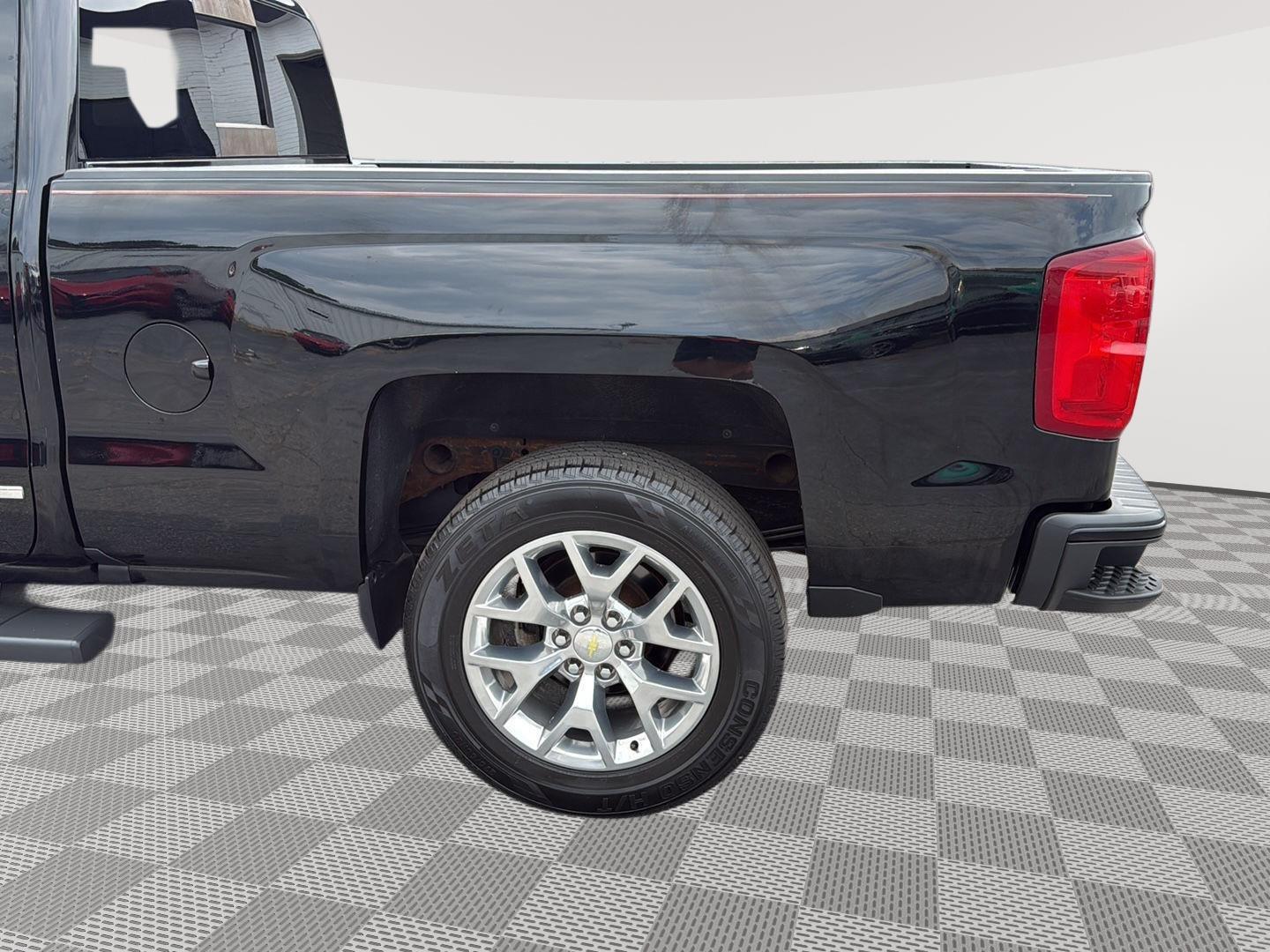 2016 Chevrolet Silverado 1500 High Country photo 42