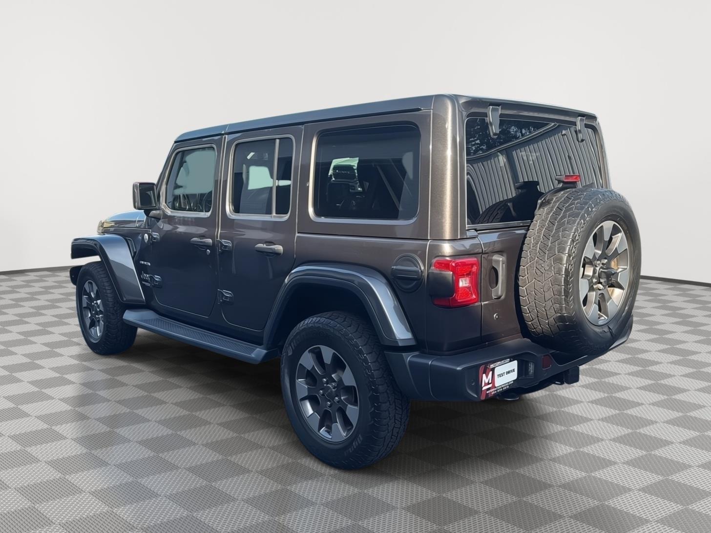 2018 Jeep Wrangler Unlimited Sahara photo 3