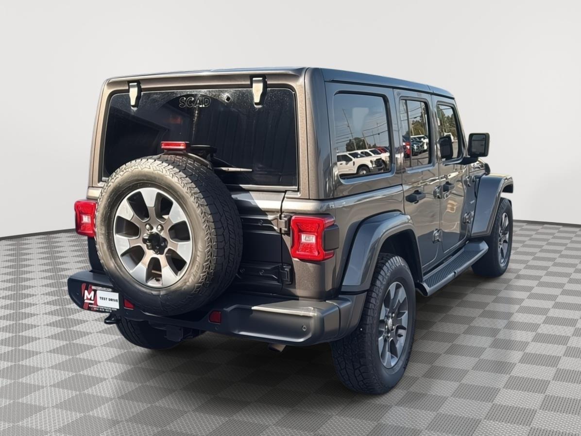 2018 Jeep Wrangler Unlimited Sahara photo 5
