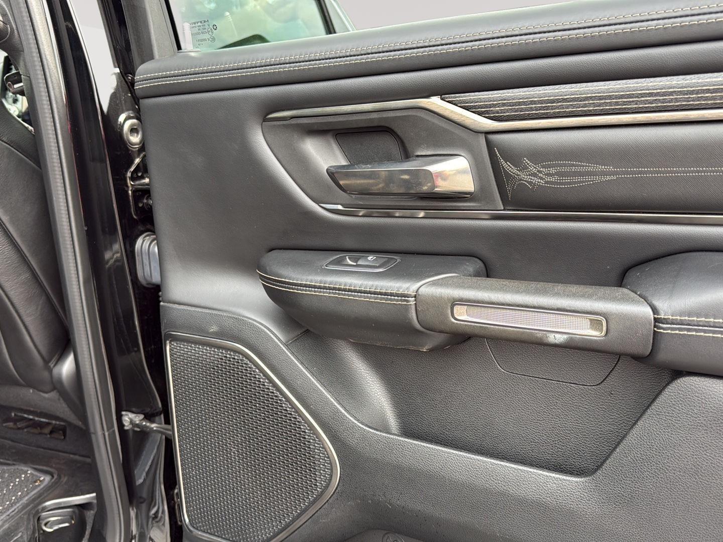 2019 Ram 1500 Limited photo 32
