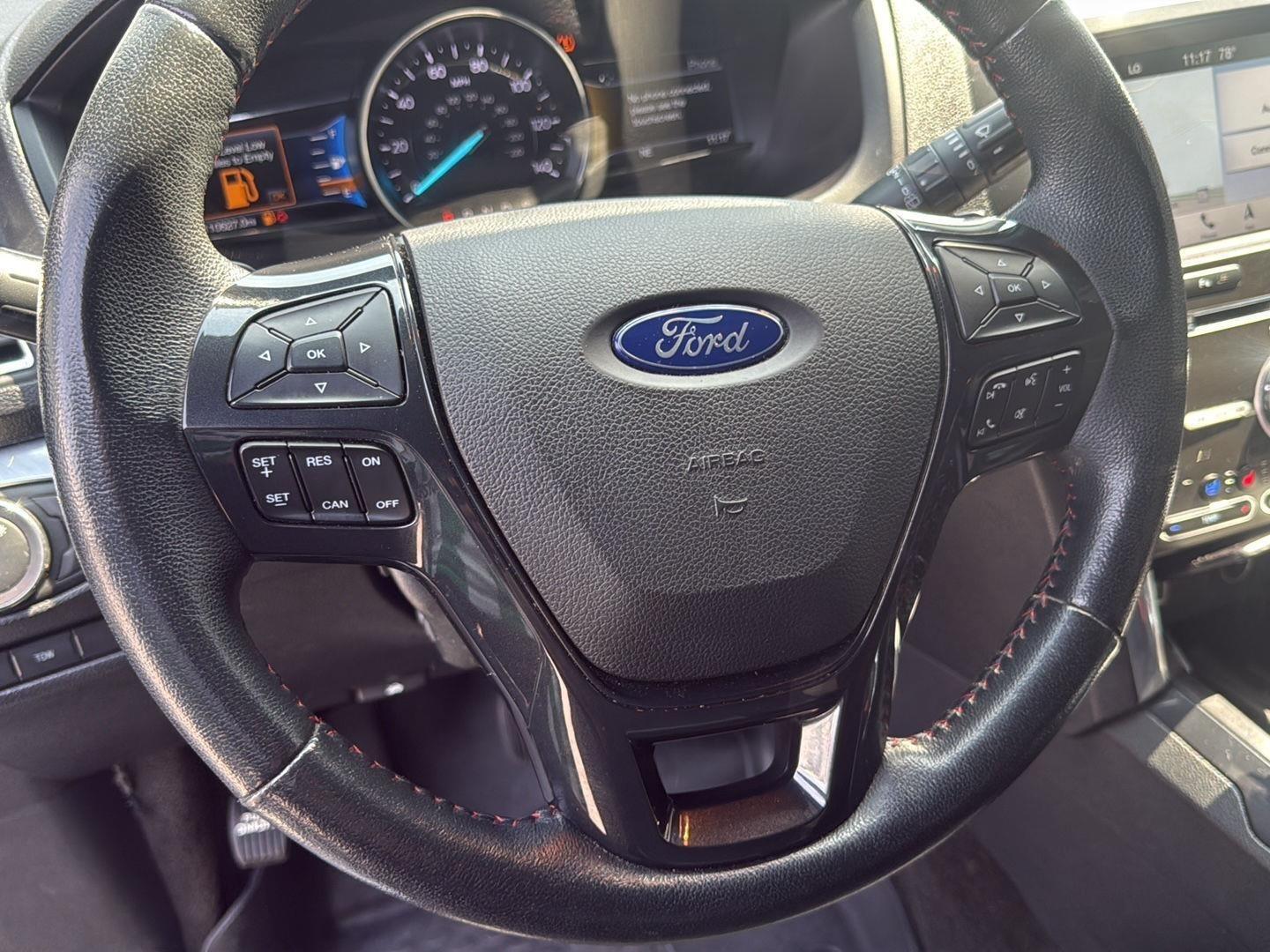 2017 Ford Explorer Sport photo 10