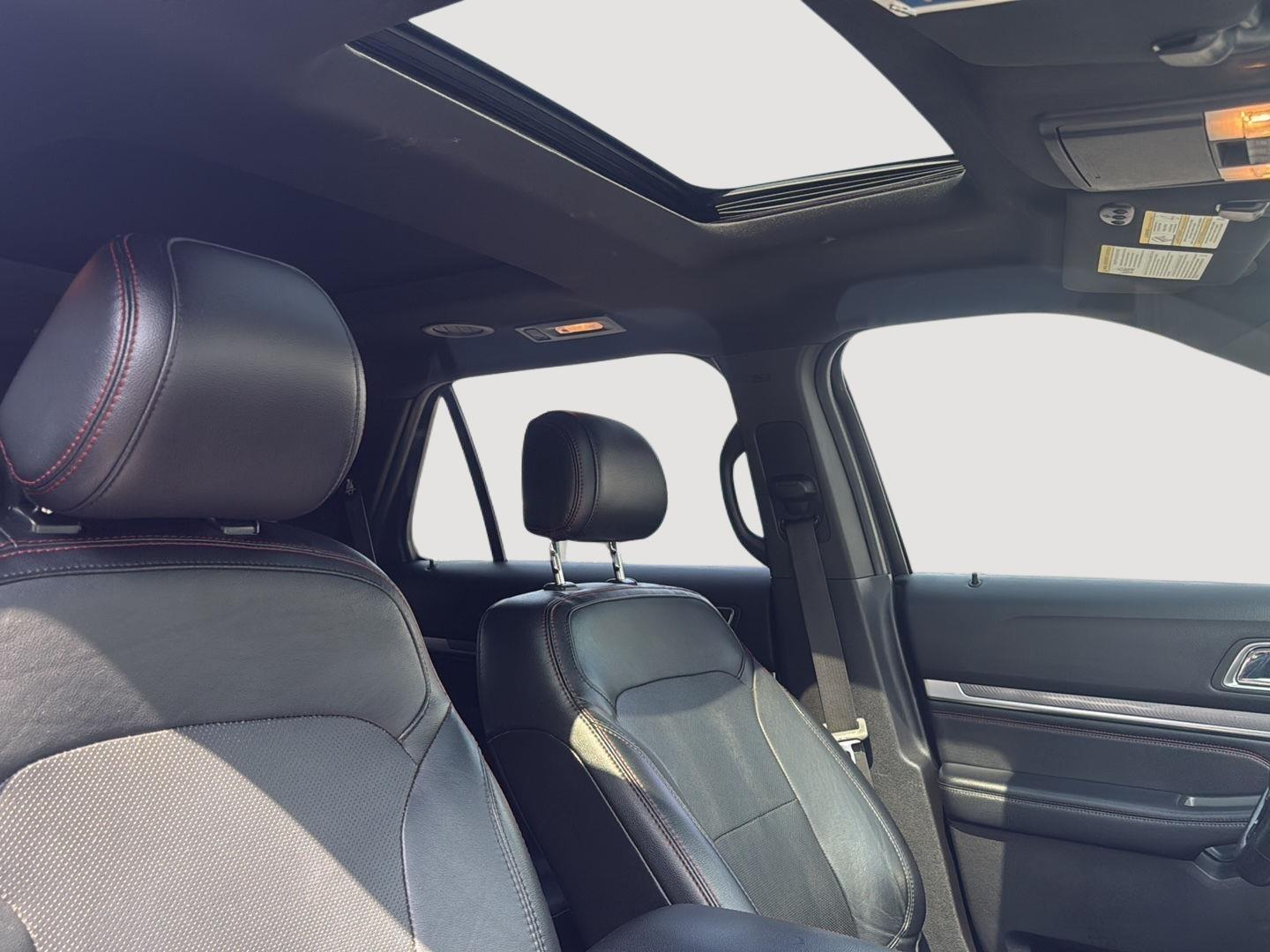 2017 Ford Explorer Sport photo 52