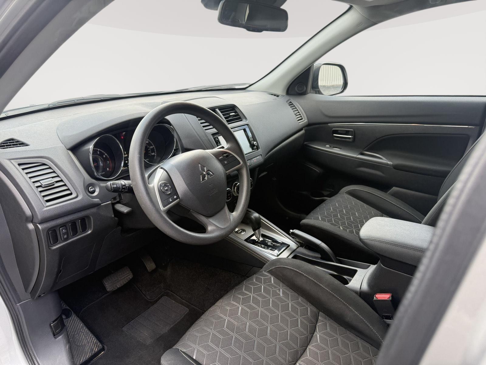 2024 Mitsubishi Outlander Sport ES LE SE photo 12