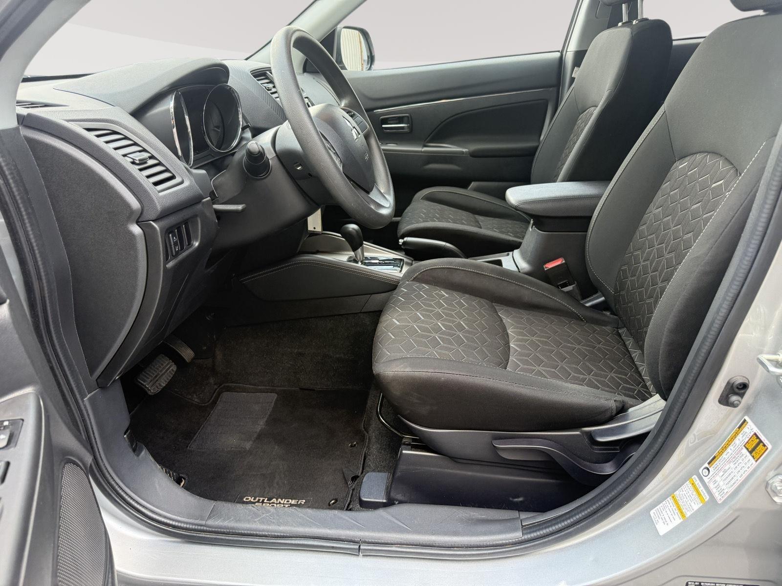 2024 Mitsubishi Outlander Sport ES LE SE photo 16