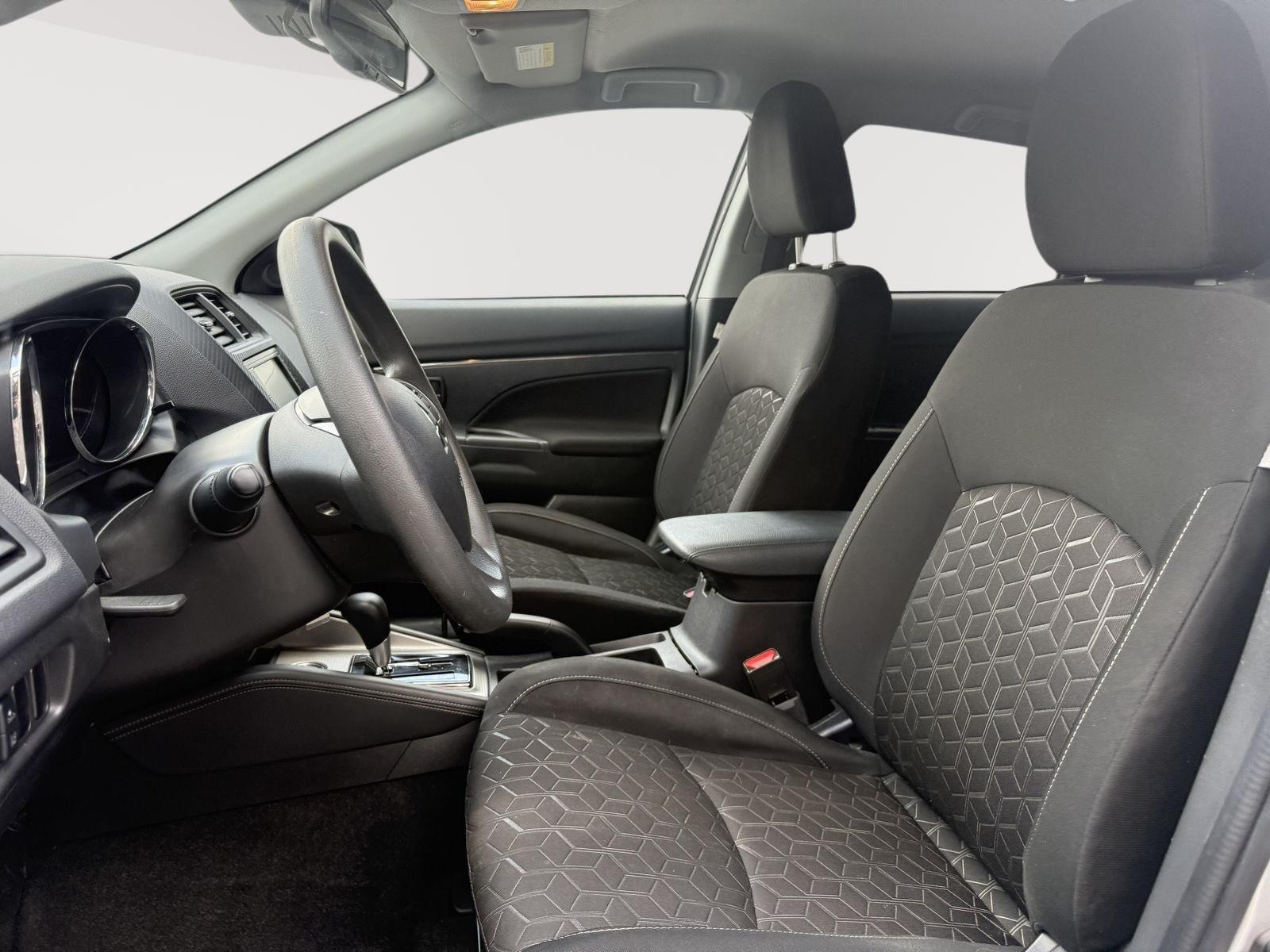 2024 Mitsubishi Outlander Sport ES LE SE photo 17
