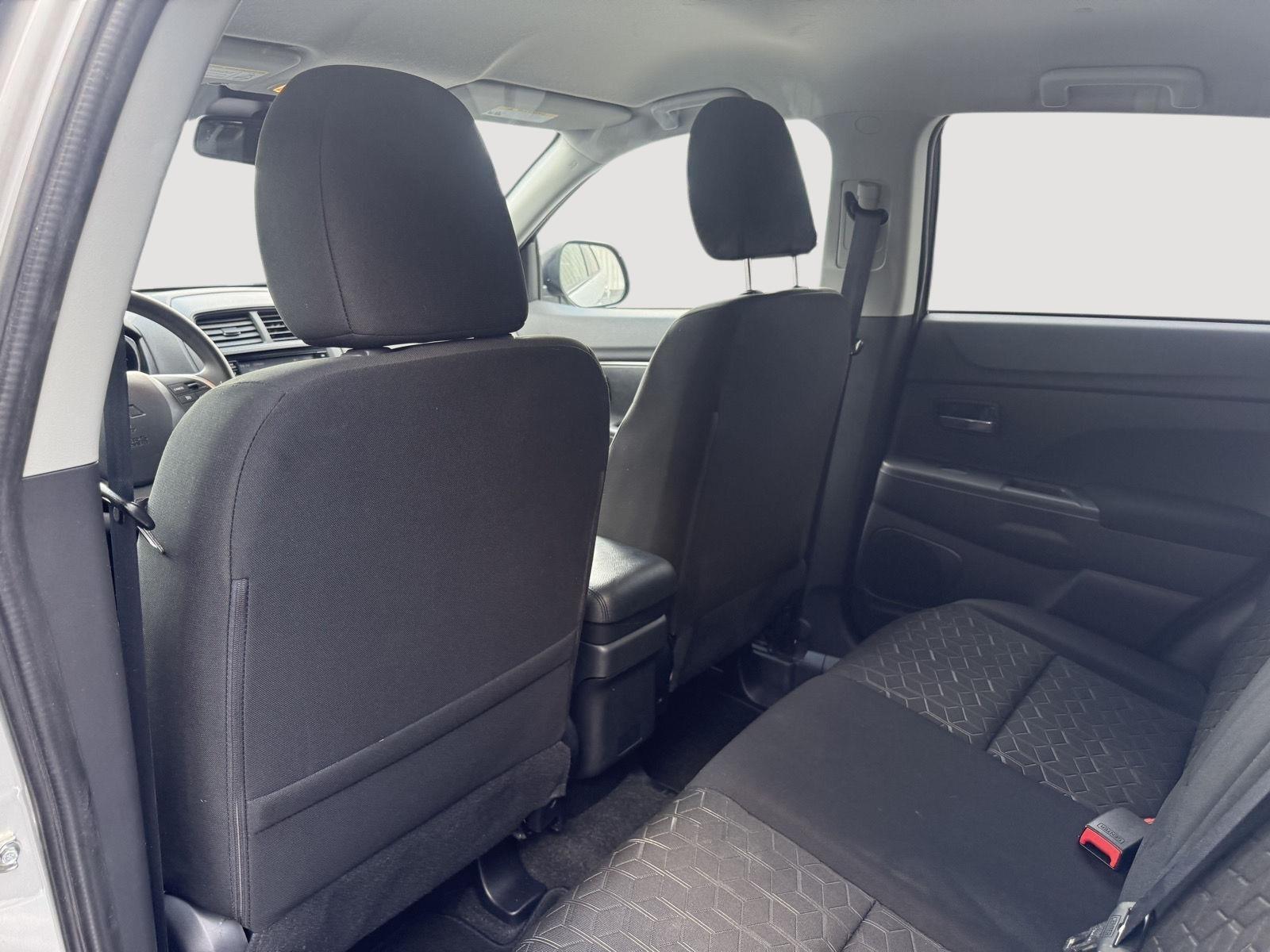 2024 Mitsubishi Outlander Sport ES LE SE photo 22