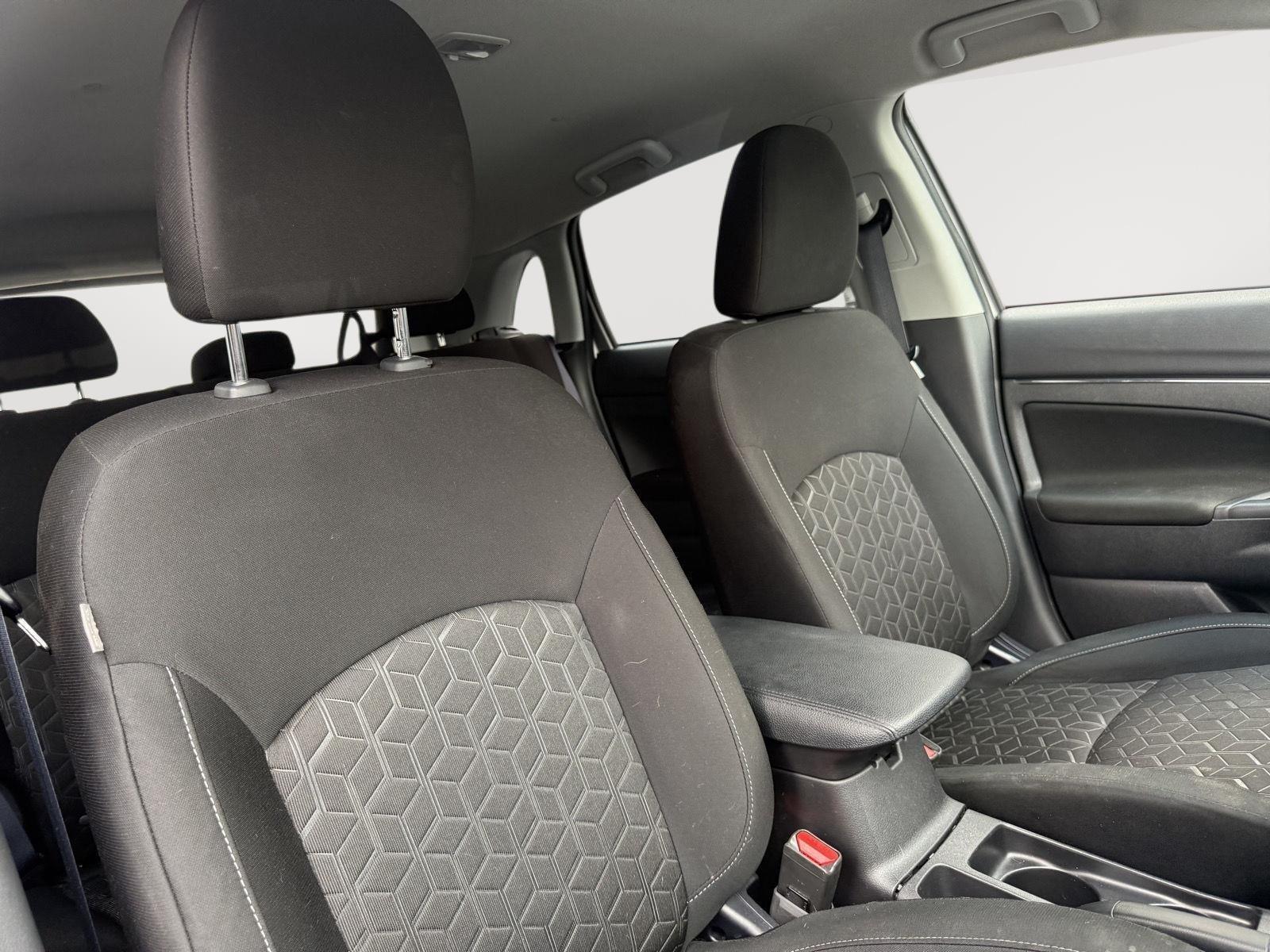2024 Mitsubishi Outlander Sport ES LE SE photo 45