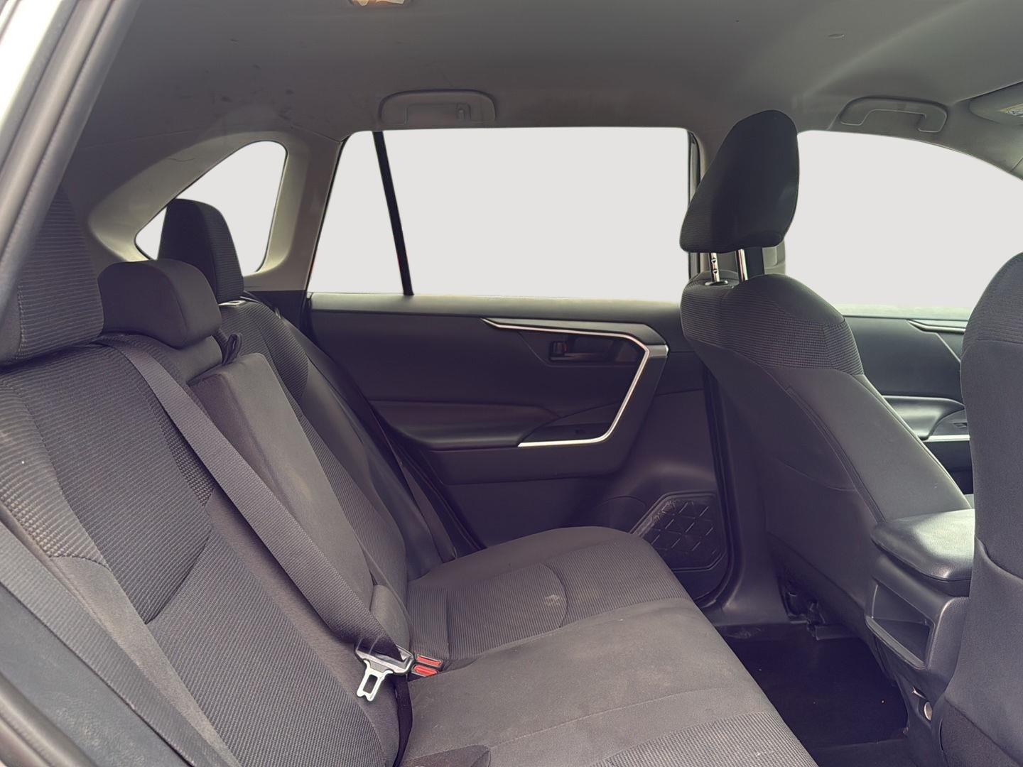 2019 Toyota RAV4 LE photo 37