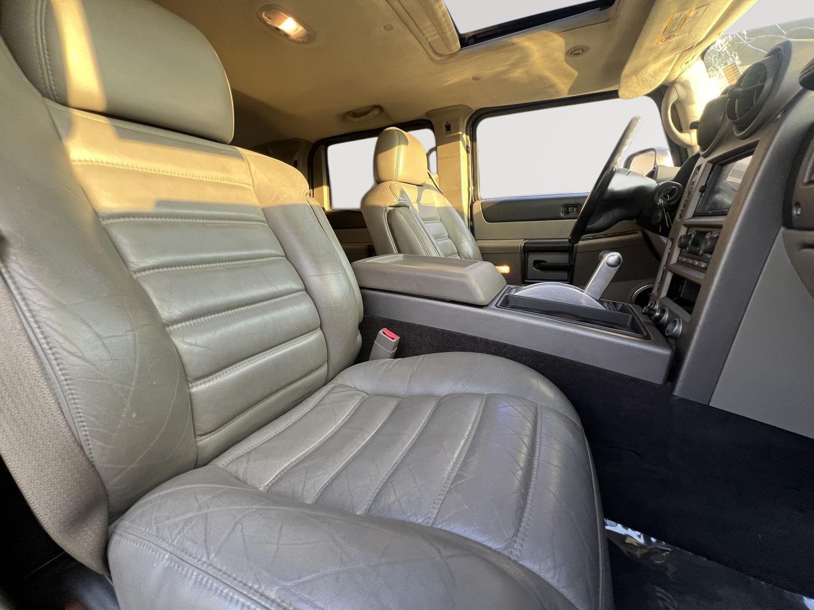 2004 Hummer H2 3/4 Ton photo 24
