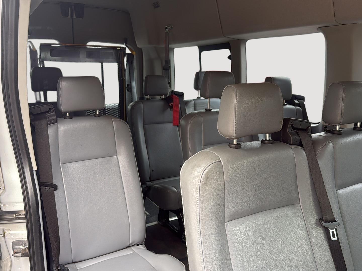 2019 Ford Transit Passenger XL photo 14