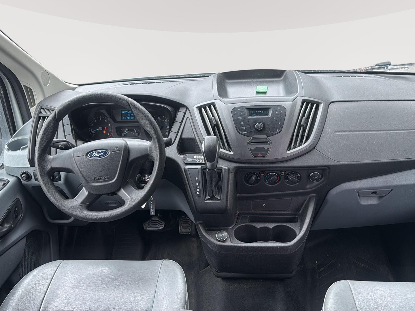 2019 Ford Transit Passenger XL photo 21
